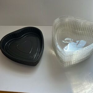 Durable Packaging Clear Dome Lid and Heart Shaped Bake Pan (12)
